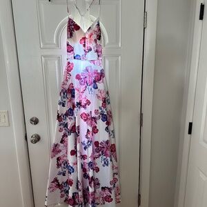 Prom dress- new